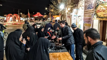 جهاد نوجوانان بشرویه با طعم نان محلی
