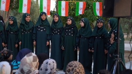 جشن میلاد در کوچه‌های شیراز