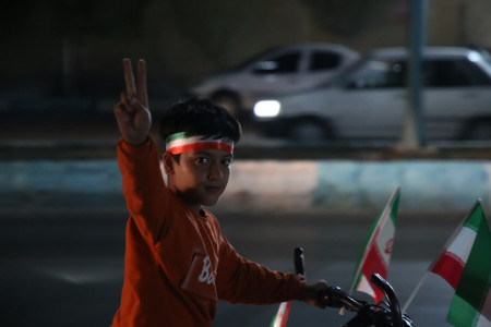 رکاب‌زنی پدران و پسران یزدی